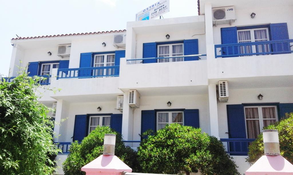 Ostria Eressos Rooms สกาลา เอเรโซ ภายนอก รูปภาพ